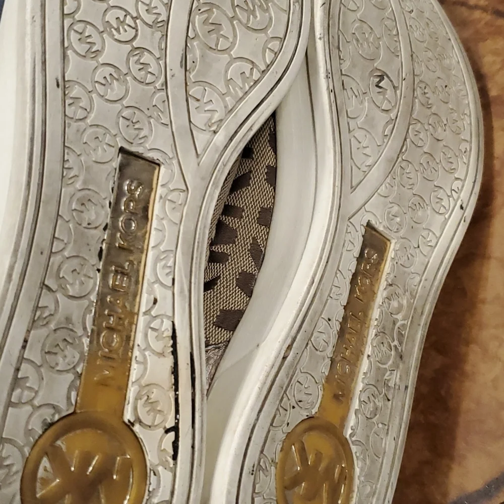 Michael Kors Leather Upper Sneakers SZ 8M - Picture 4 of 8